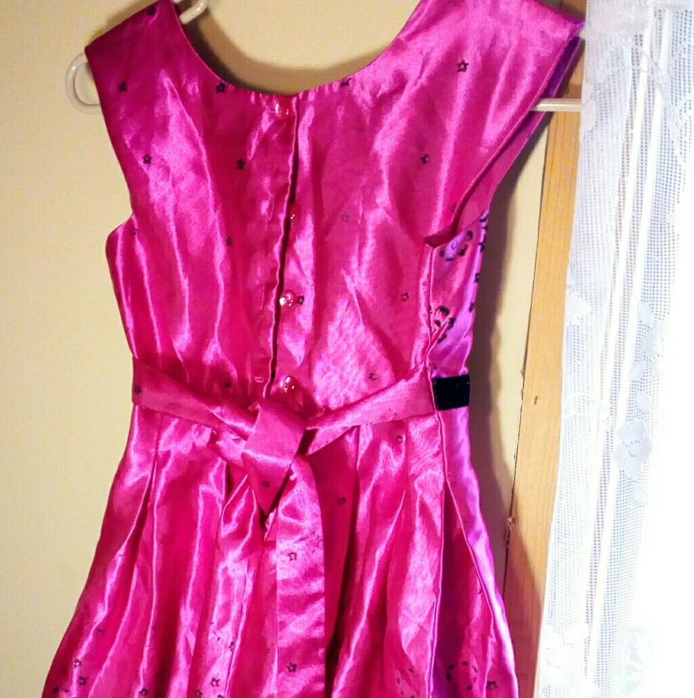 Dress - Picture 2 of 6